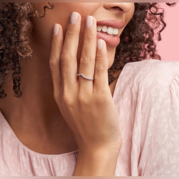 SHIMMERING WISH Cubic Zirconia Sterling Silver 925 Ring by Pandora🤍 - Picture 10 of 16